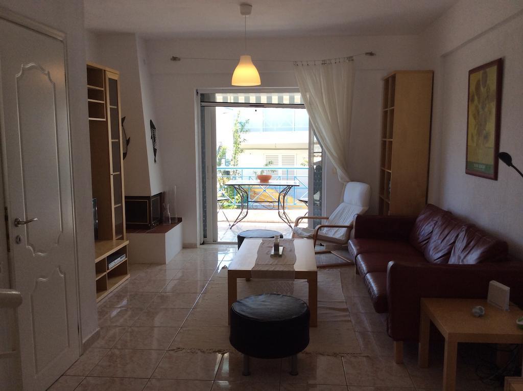 Red House Villa Gerakini Room photo